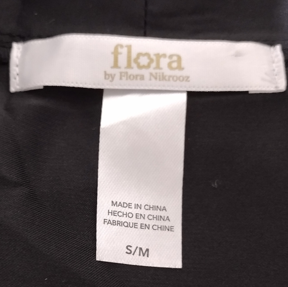 Flora by Flora Nikrooz Kit Matte Charmeuse Heart-Lace Wrap Robe Womens S/M Black - Picture 7 of 8